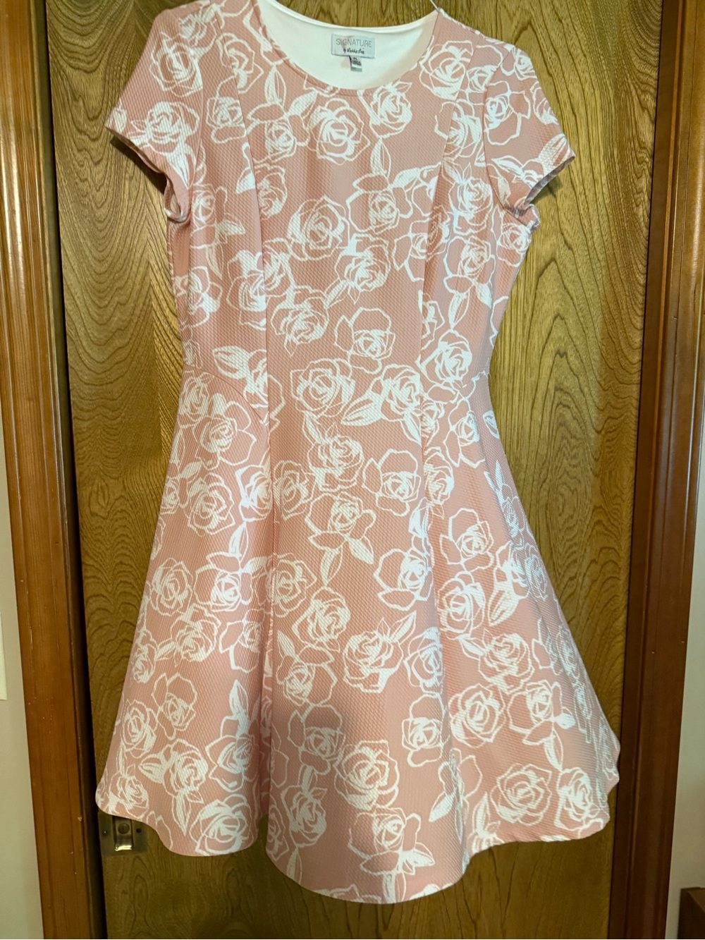 Robbie Bee Pink & White Floral Dress